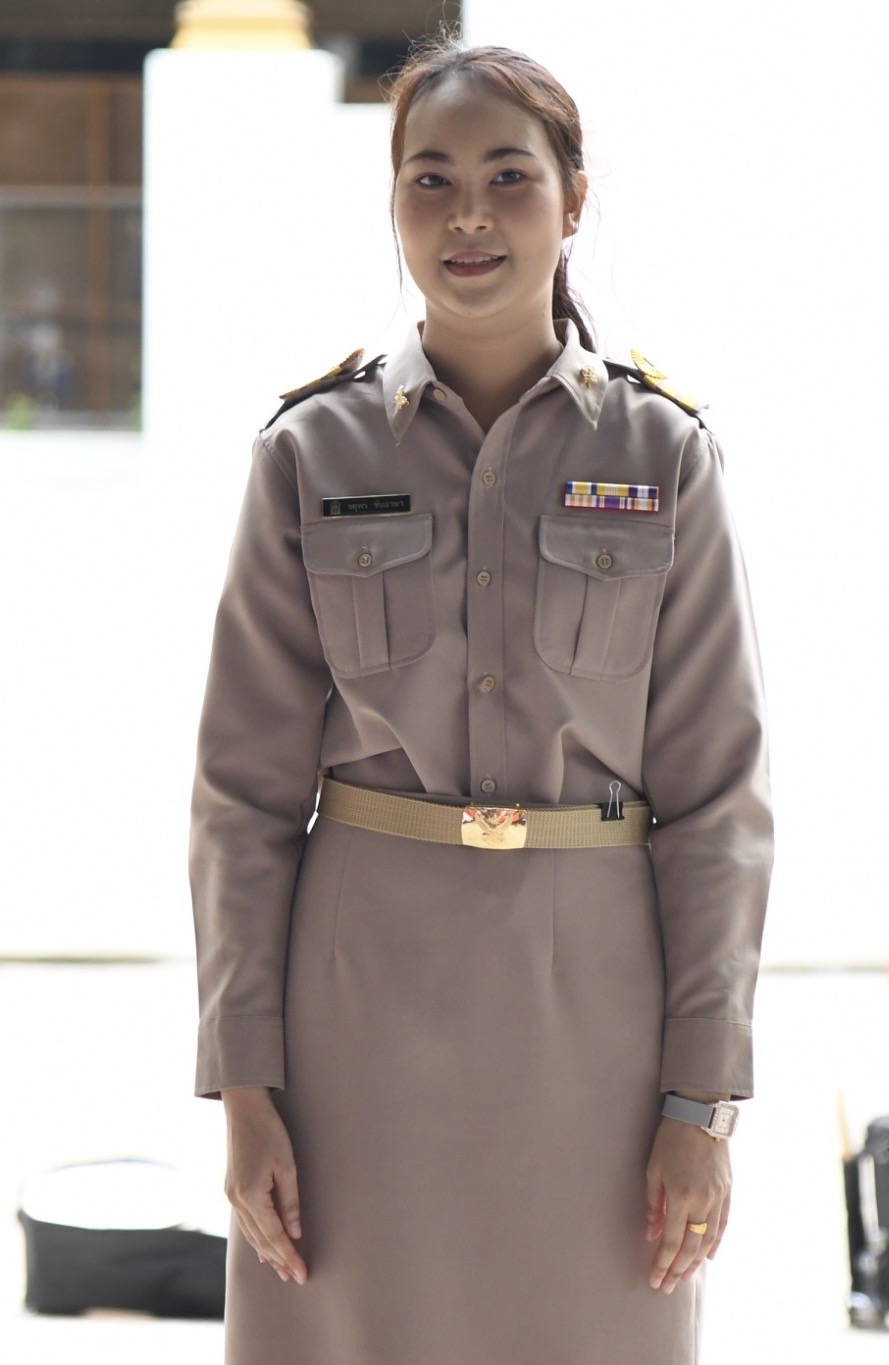 นางสาวจตุพร ขันอาษา 