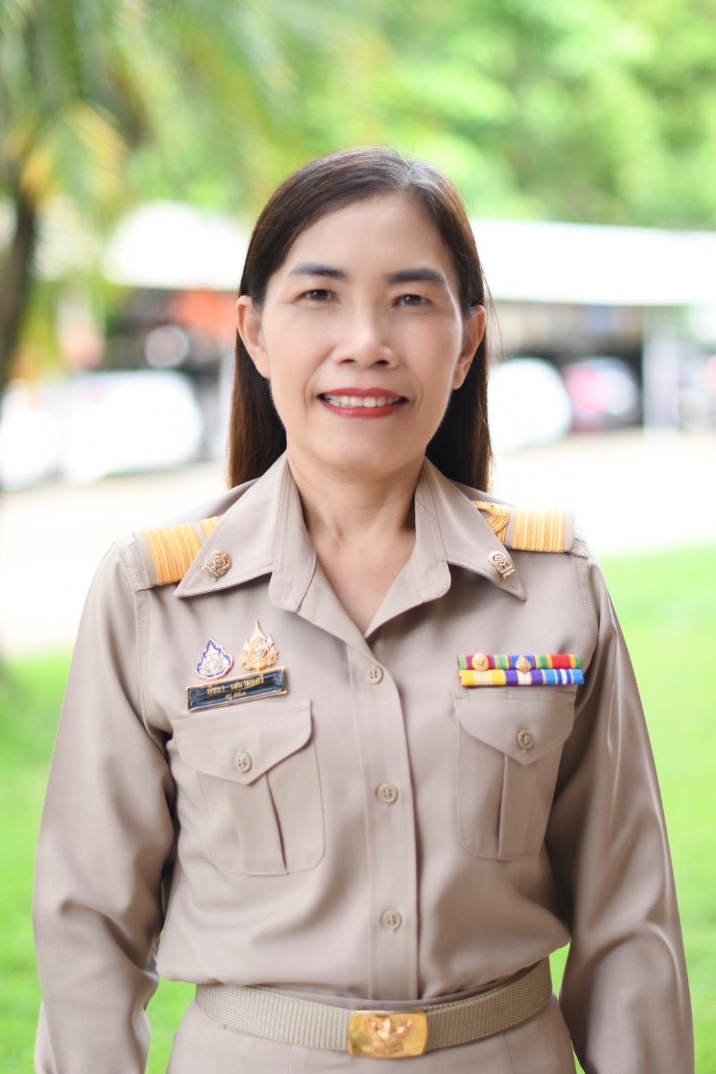 นางพิชยา เสนามนตรี 